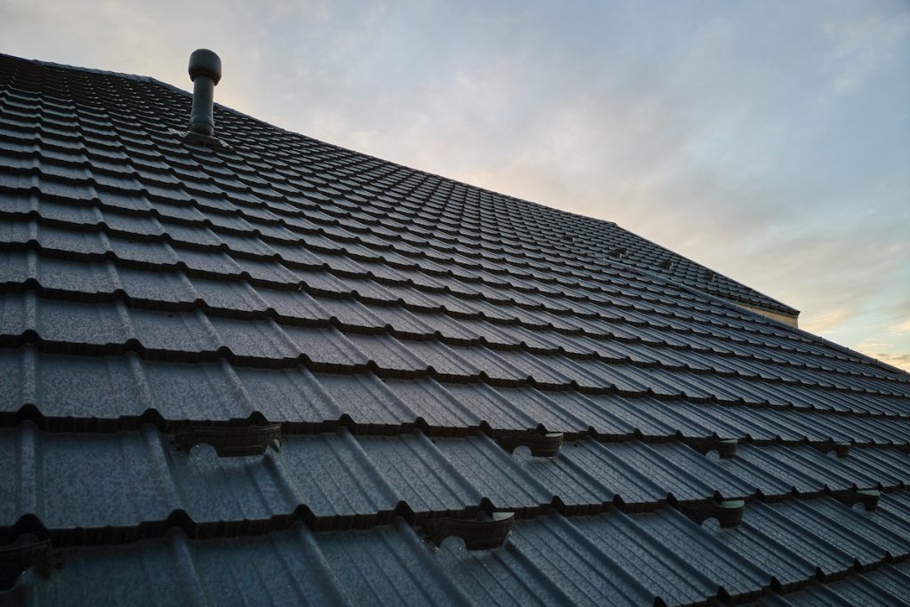 Things To Check Your Roof For Before Winter Hits